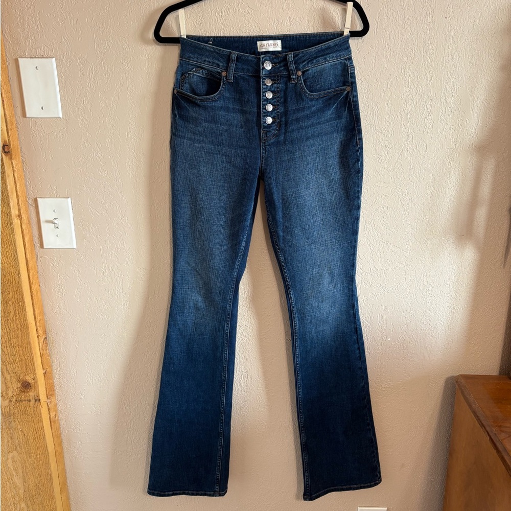 Shyanne button fly bootcut jeans